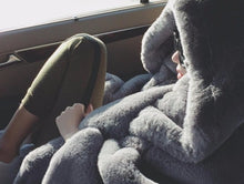 画像をギャラリービューアに読み込む, ファーコート ビッグシルエット レディース フェイクファー 2色 韓国