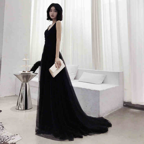 スパゲティストラップ ブラックドレス 二次会 前撮り 後撮り