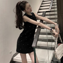 画像をギャラリービューアに読み込む, ミニドレス ラインストーン付き ワンピース ノースリーブ