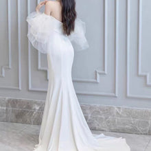 画像をギャラリービューアに読み込む, オフショルダー ボリューム袖 マーメイドドレス 2色
