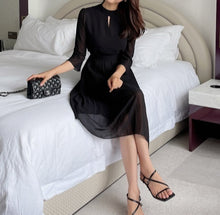 画像をギャラリービューアに読み込む, プリーツドレス スリットネック シフォンワンピ パーティー 式典