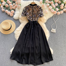 画像をギャラリービューアに読み込む, レース 刺繍 ハイネック 異素材 アンダードレス付 シフォン