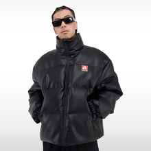 画像をギャラリービューアに読み込む, AFGK フェイクレザー 3D 立体 サークルロゴ ダウンジャケット