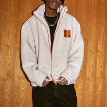 画像をギャラリービューアに読み込む, MEDM ロゴ刺繍 スタンドアップカラー ボア フリースジャケット