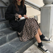 画像をギャラリービューアに読み込む, 大人気☆ 新品 レオパード柄ドッキングワンピース ロング トレーナー  ブラック　ベージュ