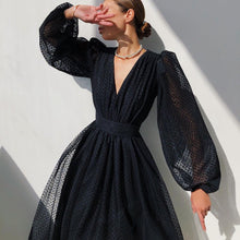画像をギャラリービューアに読み込む, パーティードレス 結婚式 ワンピース V開き シアー感 ロング丈