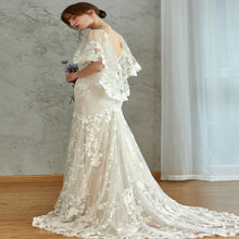 画像をギャラリービューアに読み込む, Vネック フリル袖 レースウエディングドレス 二次会 フォト