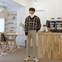 画像をギャラリービューアに読み込む, メンズ チェック柄 ニット セーター 韓国 Vネック  2色