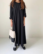 画像をギャラリービューアに読み込む, レディース ふんわりロングワンピース コットン100 ワンピース 秋冬新品 2色
