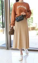 画像をギャラリービューアに読み込む, レディース プリーツ ロングニット ウエストゴム スカート秋冬新品 3色
